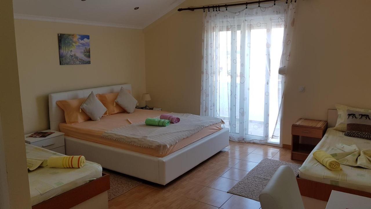 Apartments Belmare Улцинь Екстер'єр фото