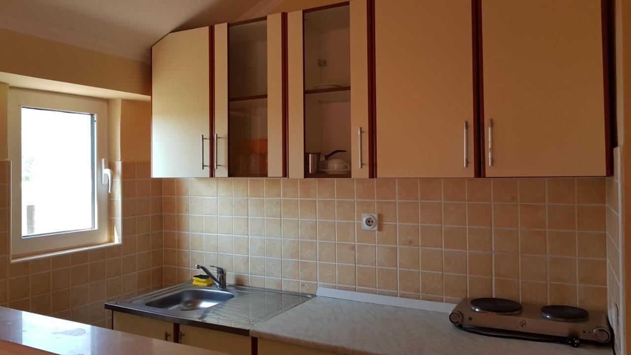 Apartments Belmare Улцинь Екстер'єр фото