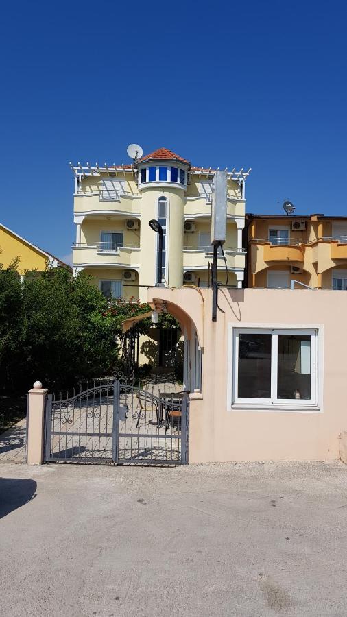 Apartments Belmare Улцинь Екстер'єр фото